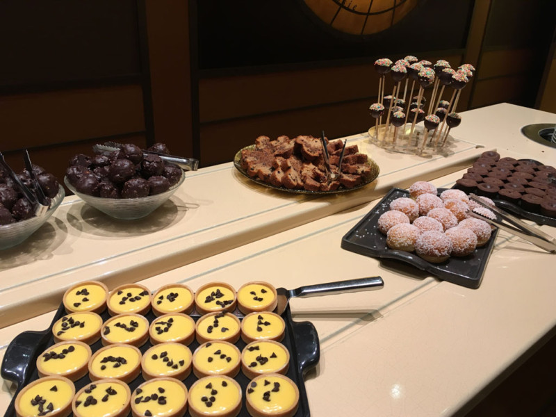 10 reasons why Compass Club at Disney's Newport Bay is worth the