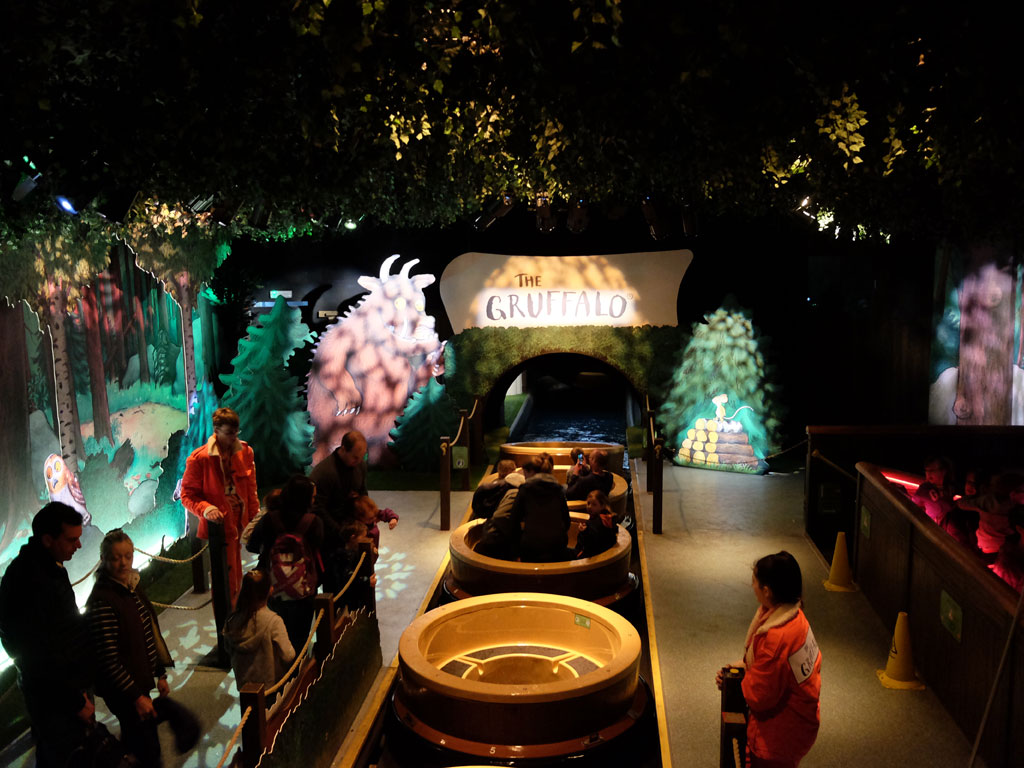 Gruffalo Ride Review - The Gruffalo River Ride Adventure at Chessington – You need to ...